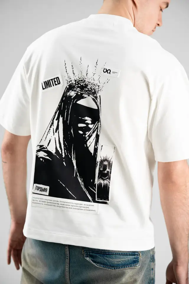 Футболка "Гордыня" LIMITED